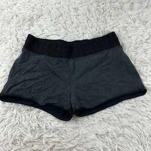 Lululemon Blissed Out Short II Heathered Black / Black / Black